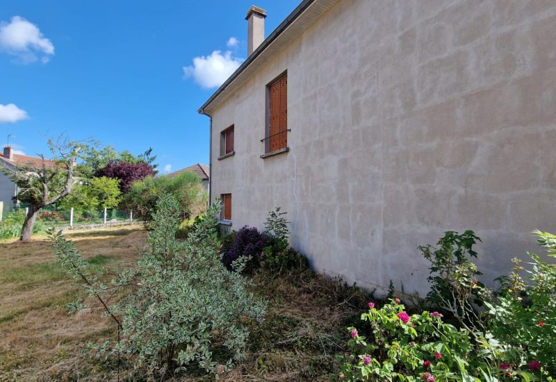 1749545241818_JARDIN COTE.jpg